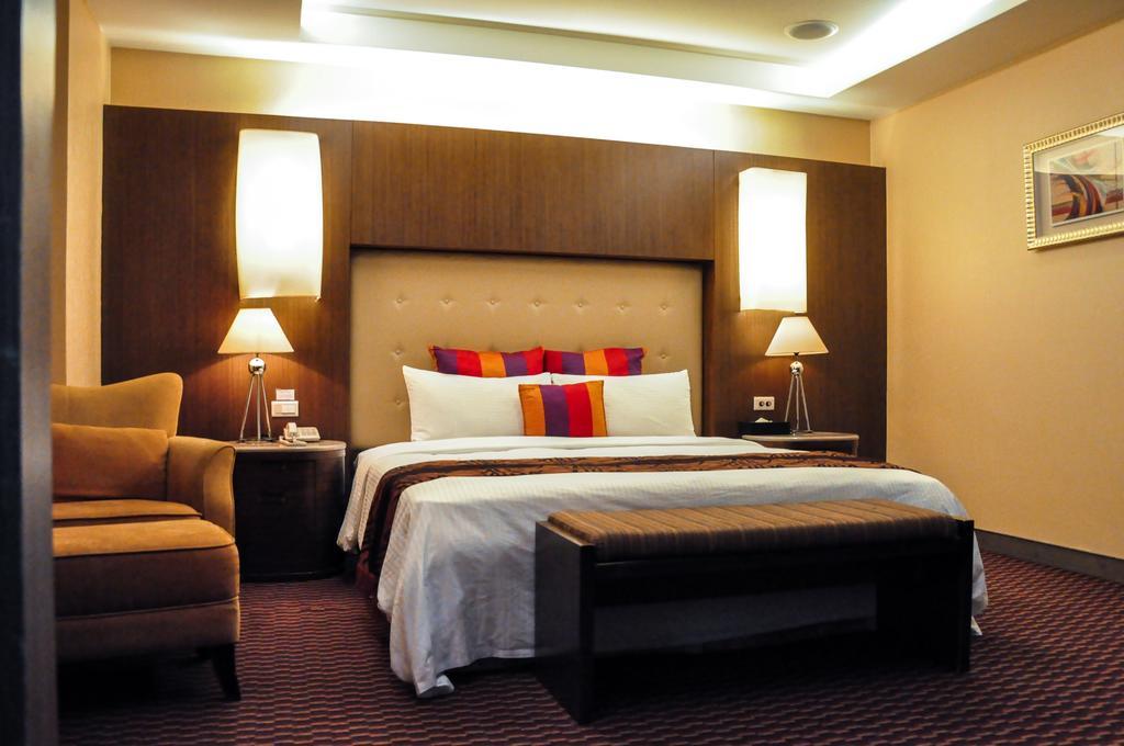 Jingan Classic Inn Csungho Kültér fotó